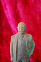 Скульптура Ленин на постаменте, материал бронза, высота 35 см., ширина 20 см., длина 20 см. - 5
