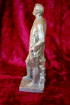 Скульптура Горький , материал метал, высота 29 см., ширина 7 см., длина 8 см. 1975 г. - 2