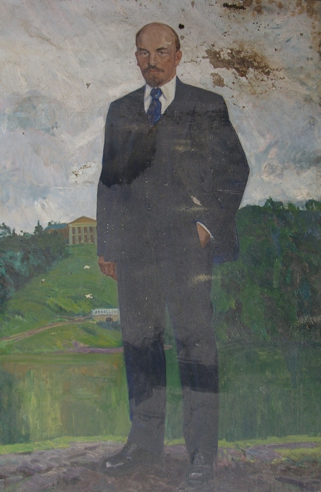 Портрет Ленина во весь рост 200-130 см. холст масло 1974г. 