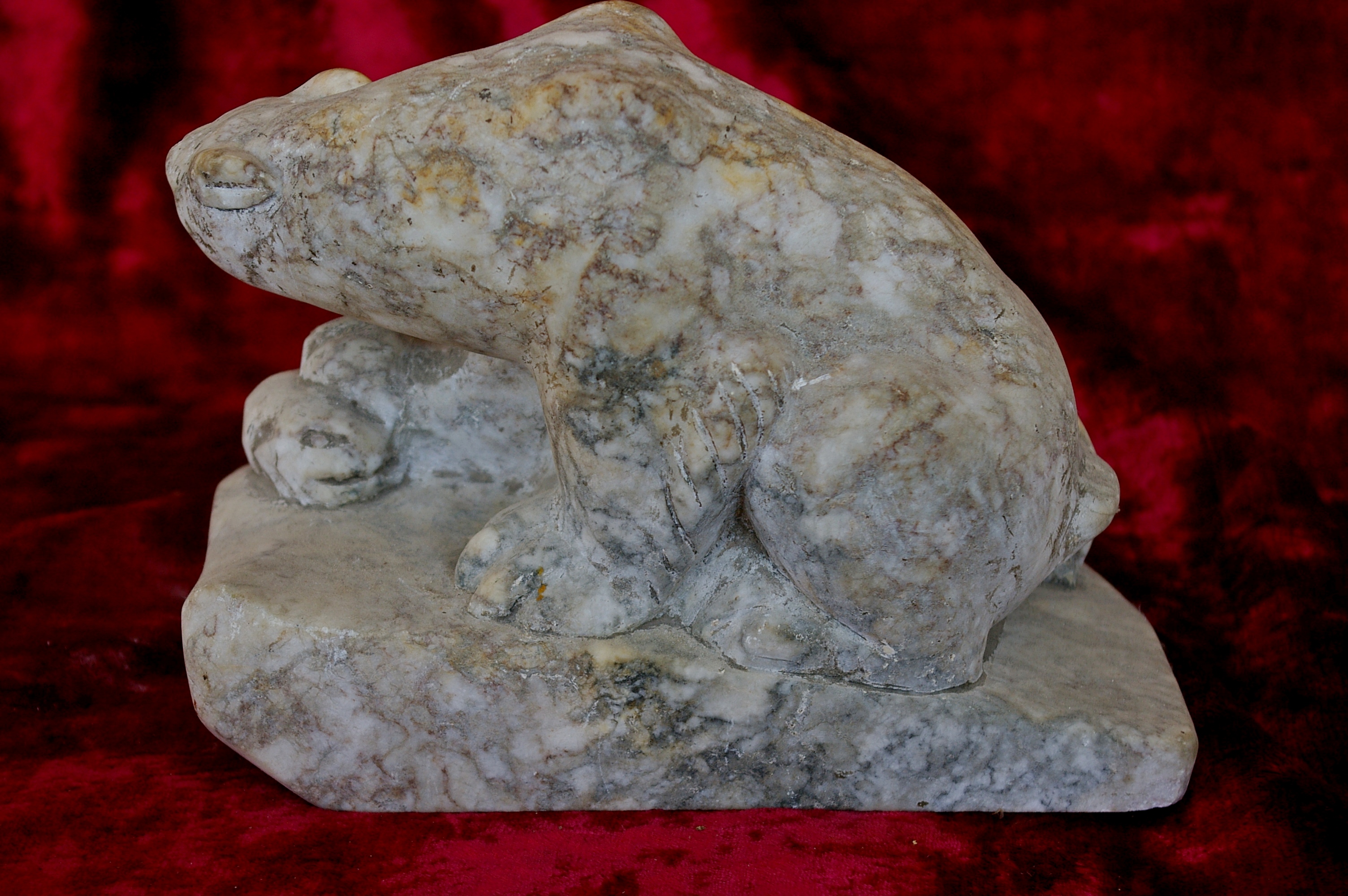 Скульптура Медведь, материал камень, высота 15 см., ширина 10 см., длина 20 см. - 2