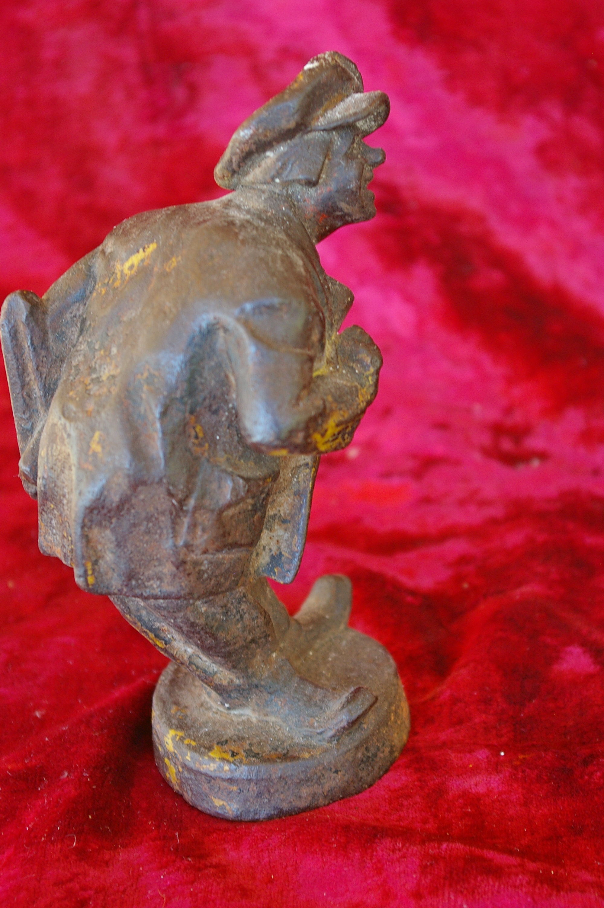 Скульптура Мужичёк, материал чугун, высота 17 см., ширина 6 см., длина 5 см. Касли - 4